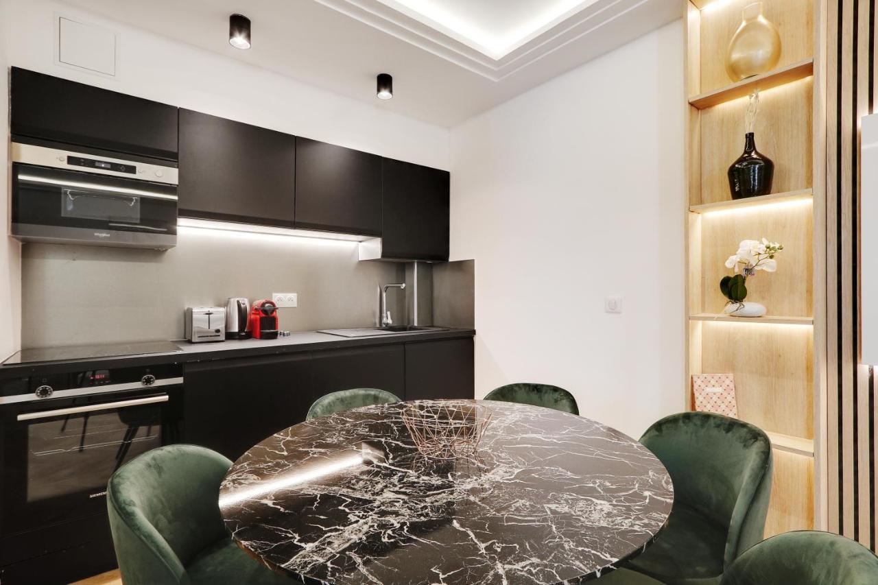 Off Majesti Upper Marais Apartment- Rue Du Faubourg Saint-Martin 파리 외부 사진