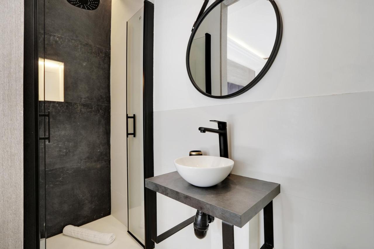 Off Majesti Upper Marais Apartment- Rue Du Faubourg Saint-Martin 파리 외부 사진
