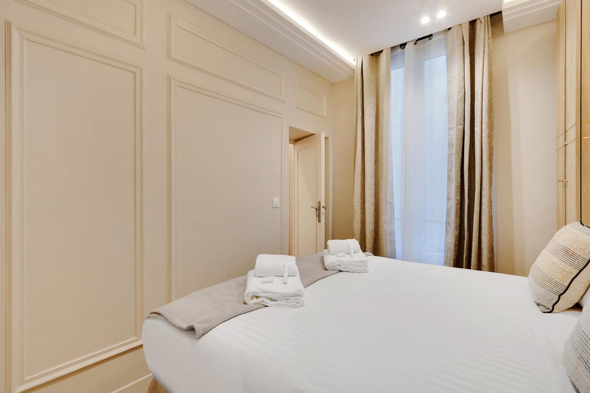 Off Majesti Upper Marais Apartment- Rue Du Faubourg Saint-Martin 파리 외부 사진